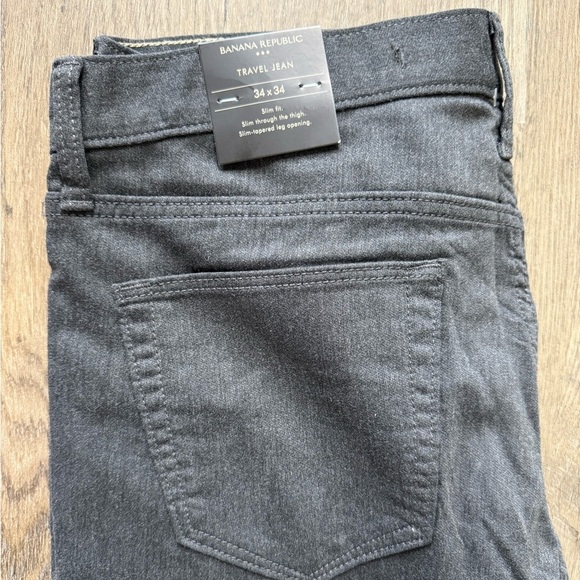 Men's Banana Republic Charcoal Grey Slim Traveler Jean - Picture 4 of 4